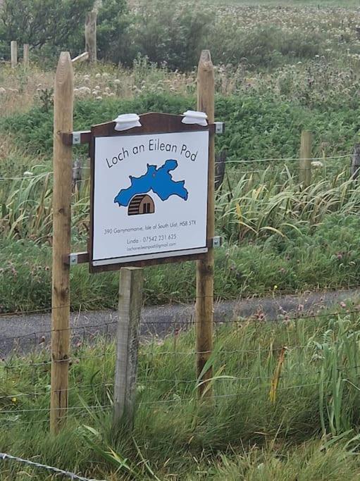Villa Loch An Eilean Pod Isle Of South Uist Pollachara Esterno foto
