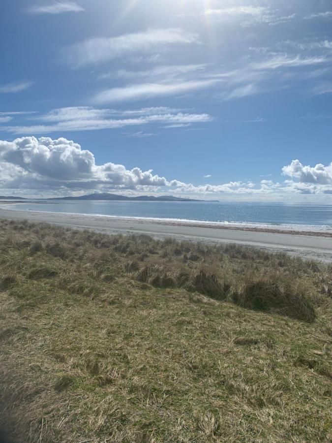 Villa Loch An Eilean Pod Isle Of South Uist Pollachara Esterno foto